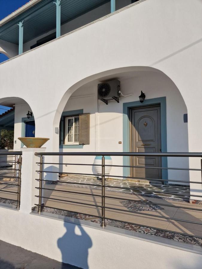Voula'S Apartment Elafonissos Exterior foto